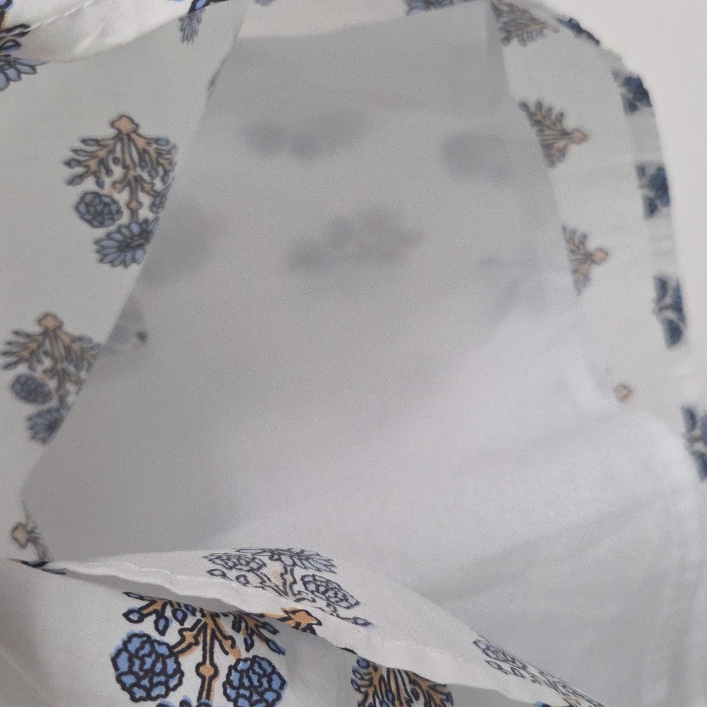 THML Beautiful Cotton Dress...White With Blue Floral Pattern. Great Condition! - Picture 9 of 16